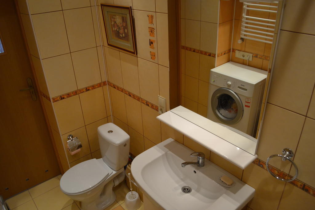 Near Citadel Apartment Lviv Room photo